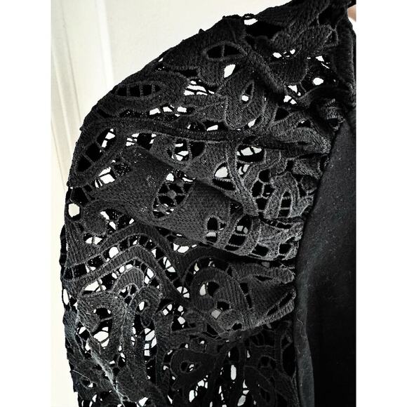 🖤ANTHROPOLOGIE / DOLAN Black Puff Shoulder Eyelet Top Semi Cropped - Picture 4 of 7